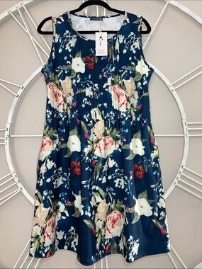 Ofeefan Sleeveless Floral Midi Dress in Navy